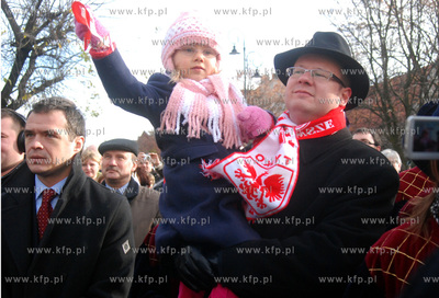 Dzien Niepodleglosci w Gdansku - barwna parada ulicami...