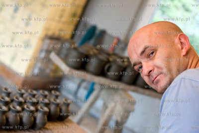 Chmielno. Muzeum Ceramiki Kaszubskiej Neclow. Nz. Karol...