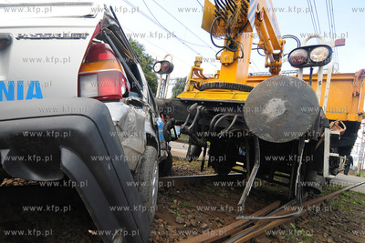 Na strzezonym przejezdzie kolejowym przy ul. Puckiej...