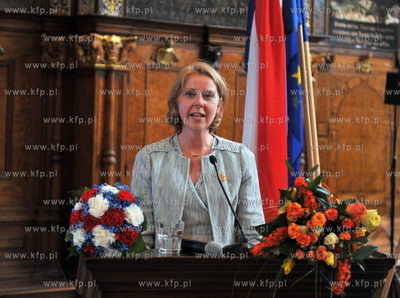 Dwor Artusa w Gdansku. Obchody urodzin Jej Krolewskiej...