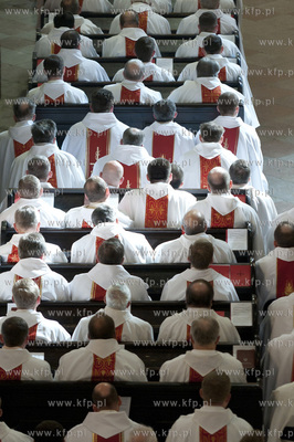 Wielki Czwartek, Msza Krzyzma w katedrze pelplinskiej...