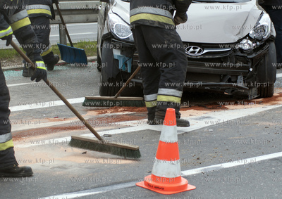 Gdynia. Wypadek na skrzyzowaniu ulic Morskiej i Wolnosci....