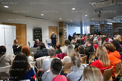 Miejska Biblioteka Publiczna w Sopocie. Sopoteka. Projekt...