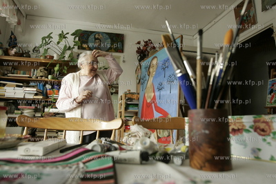 Lucyna Legut - Lucha - aktorka, malarka, pisarka. Na...