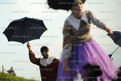 XIII edycja Festiwalu Teatrow Ulicznych FETA. FETA...