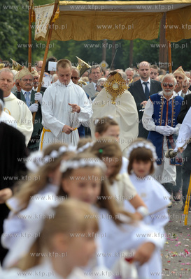Procesja Bozego Ciala w parafii Najswietszej Maryi...