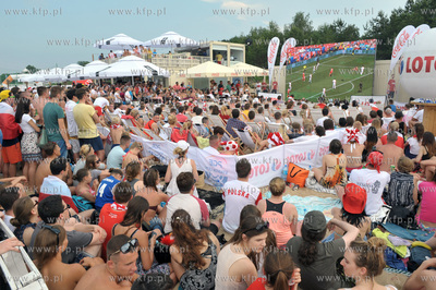 Gdansk Brzeżno. Strefa kibica na plaży w pobliżu...