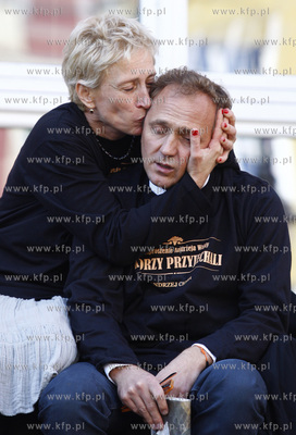 Gdansk. Dlugi Targ. Happening pt Aktorzy Przyjechali...