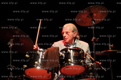 Sopot Jazz Festival 2014. Koncert trio w skladzie Jon...