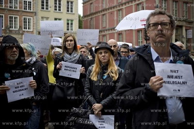 Gdańsk. Długi Targ. Manifestacja za przyjęciem uchodźców.
12.09.2015
fot....