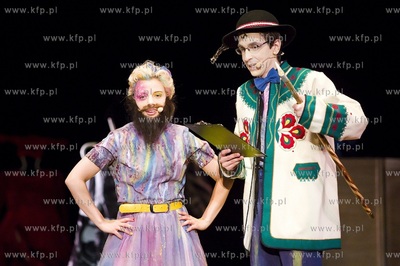 Opera Bałtycka. Opera Tu!Tu! Trochę w wąsach, trochę...