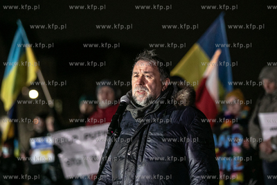 Stand With Ukraine. Wiec poparcia dla Ukrainy na placu...