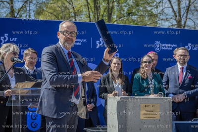 Wmurowanie kamienia węgielnego pod Centrum Sportu....