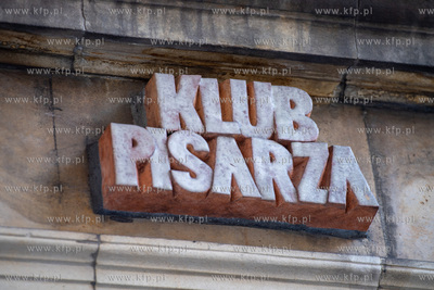 Literacka Restaurant & Wine Bar. Bursztyny Literatury....