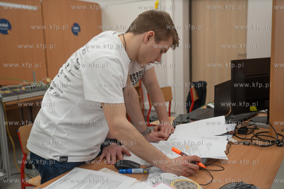 Zespół Szkół Łączności. Trzecie Ogólnopolskie...