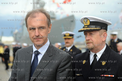 Port wojenny Oksywie w Gdyni. Przekazanie dowodzenia...