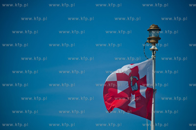 Gdynia. Oksywie. Port Marynarki Wojennej. Powrot niszczyciela...