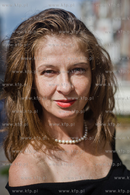 Gdansk. Ul. Dluga. Aktorka z Gdanska, mieszkajaca obecnie...