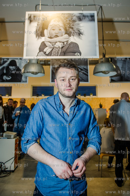 Gdansk. Galeria O Tu. Wernisaz wystawy zdjec pt. Sybera...