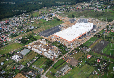 Port Rumia Centrum Handlowego Auchan.
Powierzchnai...