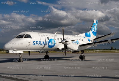 Gdansk, Rebiechowo Nz. SAAB 340A, Sprint Air
11.06.2008
Sebastian...