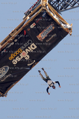 Mlode Miasto w Gdansku. Zawody Diverse Crane Boogie...