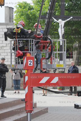 Wejherowo. Strazacy z Panstwowej Strazy Pozarnej z...