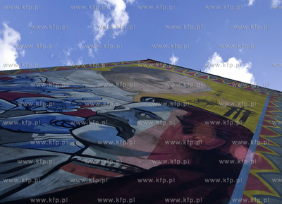 Ozdobne murale na blokach S.M. Zaspa. Jeden z najslynniejszych...