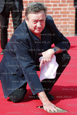 Uroczyste odcisniecie dloni w Alei Gwiazd w ramach...