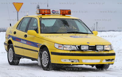 Zima na lotnisku Gdansk Rebiechowo.

10.01.2010

fot....