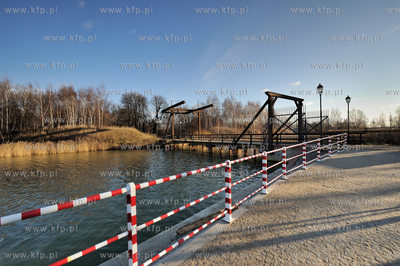 Gdansk Nowy Port. Nabrzeze Barkowe przy Twierdzy Wisloujscie....