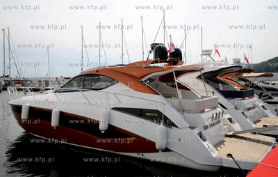 Gdynia, Marina. VII Targi Sportow Wodnych i Festiwal...