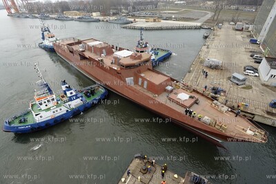 Gdynia Stocznia Marynarki Wojennej Wodowanie techniczne...
