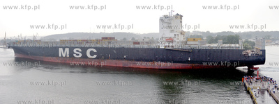 Do gdynskiego portu wplyna kontenerowiec MSC Asya -...