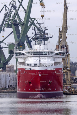 Kablowiec Siem Aimery podczas wyjscia na proby morskie....