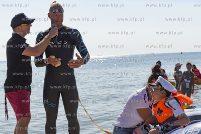 IRONMAN 70.3 Gdynia. Nz. Niepełnosprawny Jaś Kmieć...
