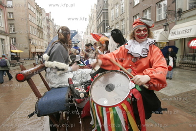 W Gdansku rozpoczal sie II miedzynarodowy Festiwal...