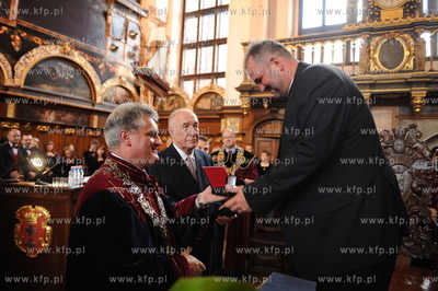 Gdansk, Dwor Artusa. Po raz kolejny wreczono medale...