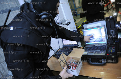 Morski Oddzial Strazy Granicznej gdanskiego lotniska...