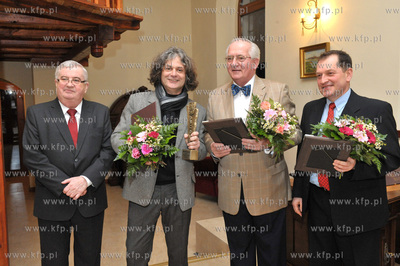 Gminna Nagroda Sucovia przyznawana za osiagniecia na...