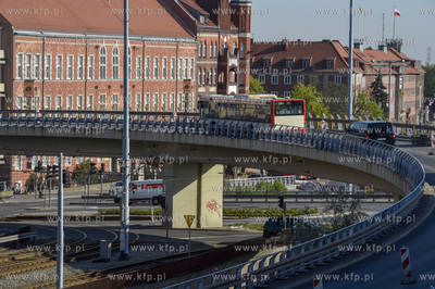 Autobus na Węźle Okopowa 30.04.2019 fot. Maciej Kosycarz...