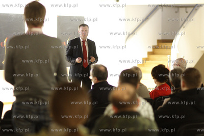 Sopot. Panstwowa Galeria Sztuki. Konsultacje spoleczne...