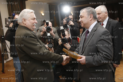Gdansk. NOT. Wreczenie medalu  90-lecia Stowarzyszenia...