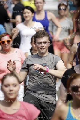 Gdansk.PGE Arena. Maraton Zumby, proba pobicia rekordu...