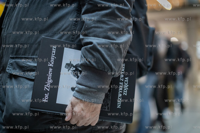 Centrum Handlowe Manhattan. Premiera albumu "Fot. Zbigniew...