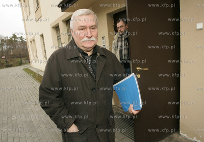 Gdansk. Instytut Pamieci Narodowej. Lech Walesa otrzymal...