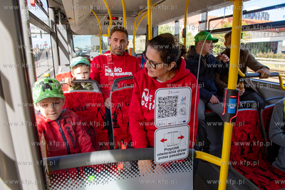 Targ Węglowy w Gdańsku. Piknik rodzinny podczas którego...