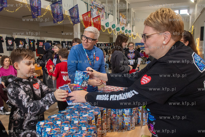 Sztab WOŚP w ZSP nr 8 w Gdańsku Chełmie ul. Dragana...