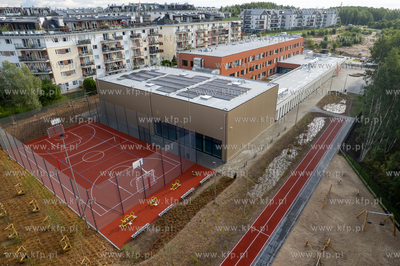 Nowa Szkoła Podstawowa nr 30 przy ul. Morenowe Wzgórze....