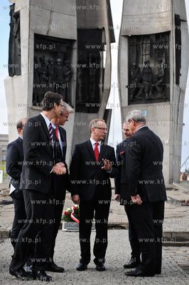 Gdansk. Plac Solidarnosci. Wizyta Komitetu Stalych...